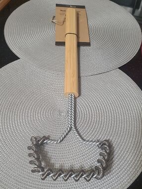 Barbeque Cleaning Brush